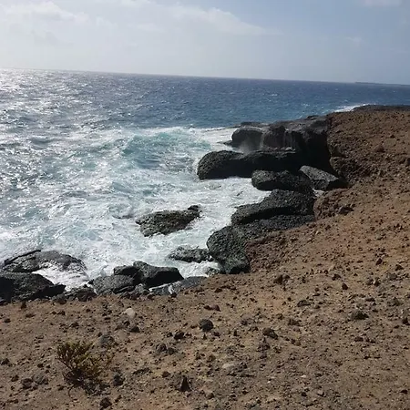 Δωμάτια σε οικογενειακή κατοικία La Caleta 2 *